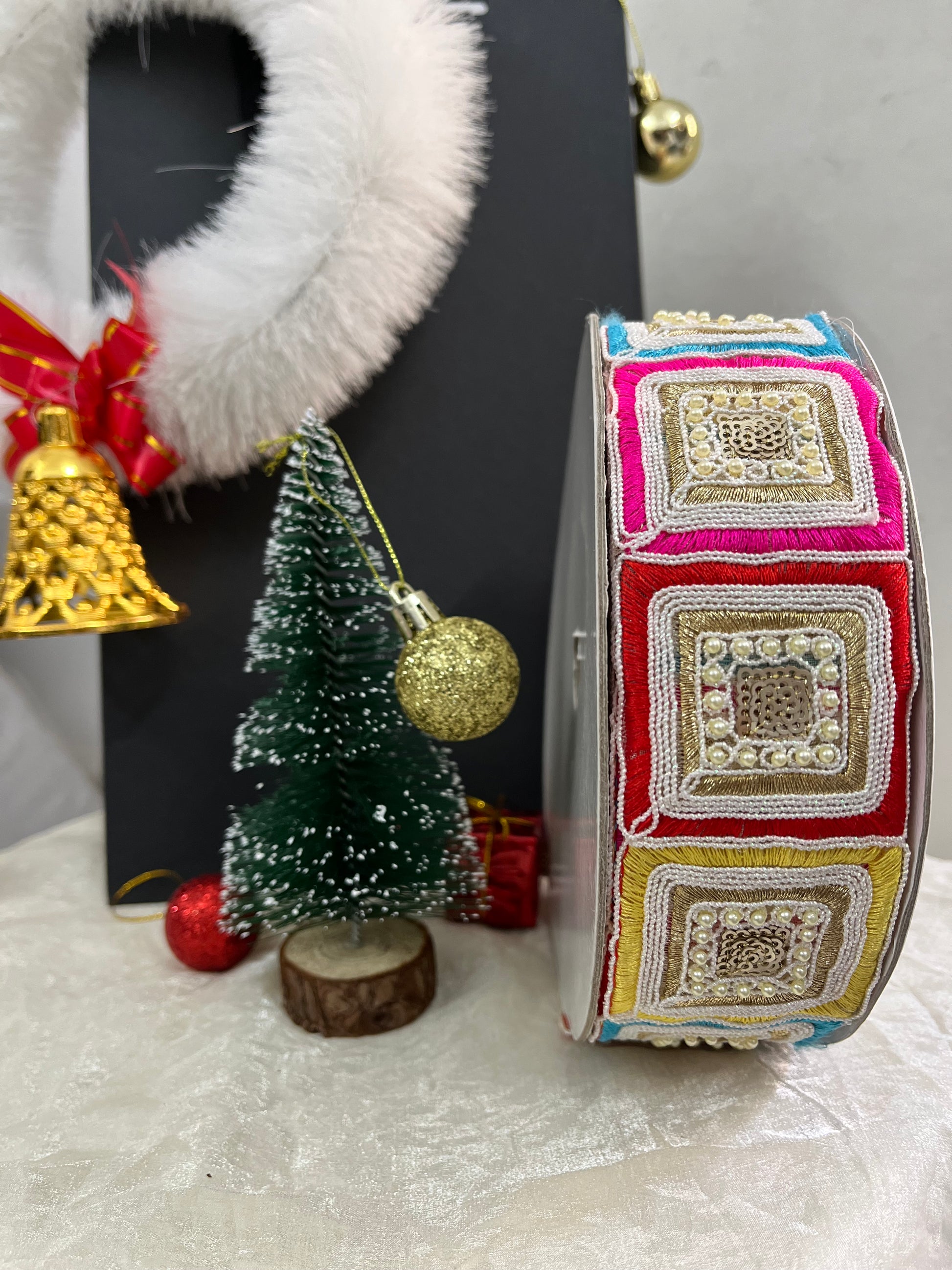 Multicolor Square Lace