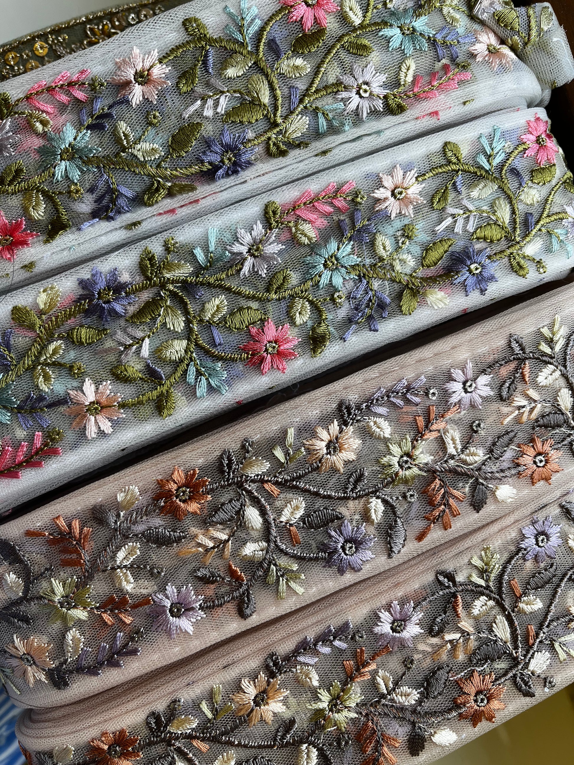 Summer Meadow Floral Embroidered Border