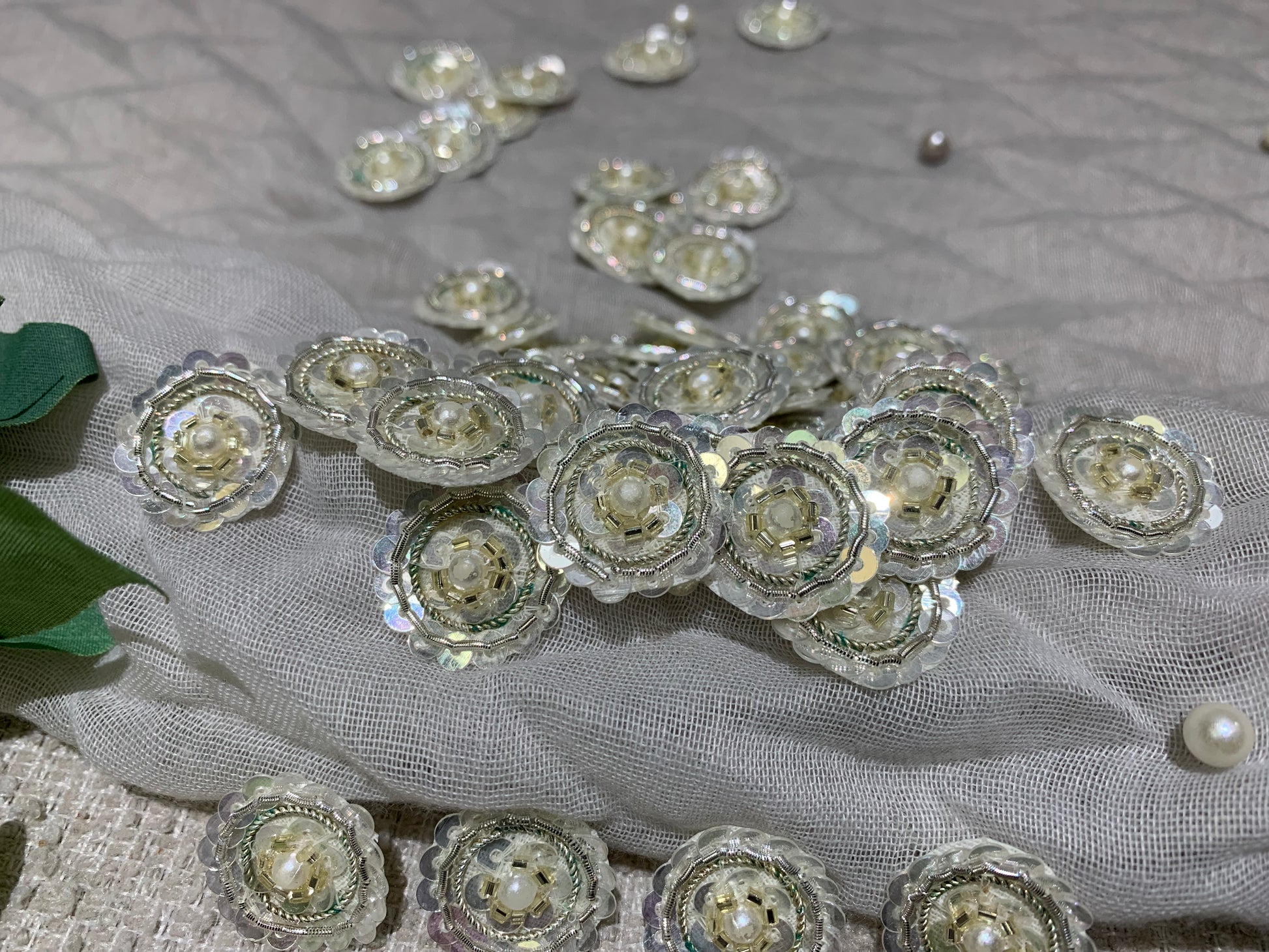 Elegant Silver/Pearl Floral Buttons