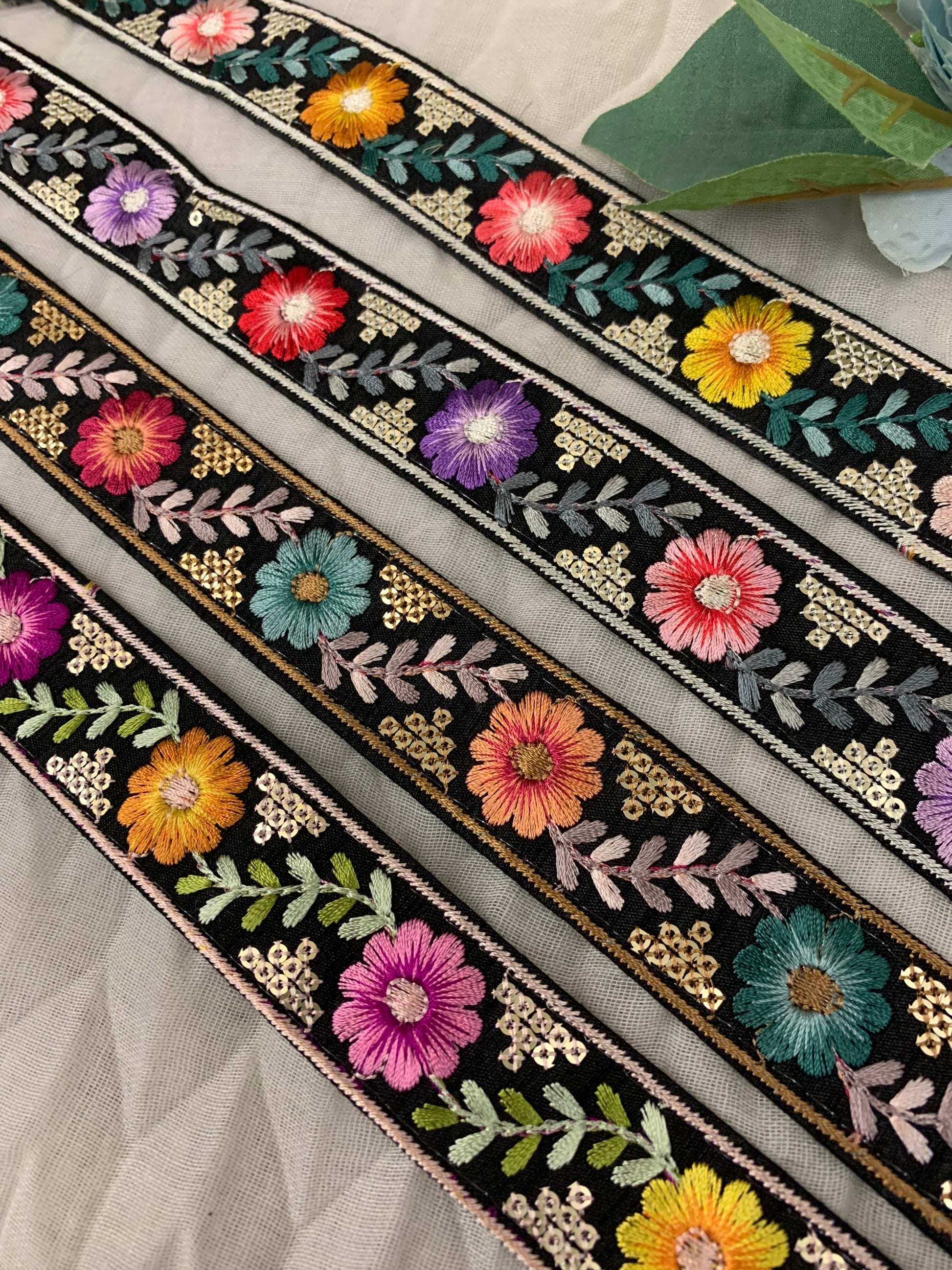 Multicolor Floral Embroidered Trim with Gold Sequin Accents – Boho Style Decorative Border