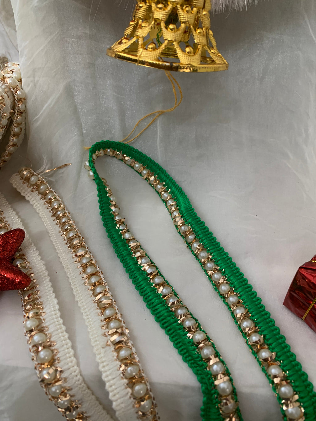 Ivory Pearl Gold Lace Patti