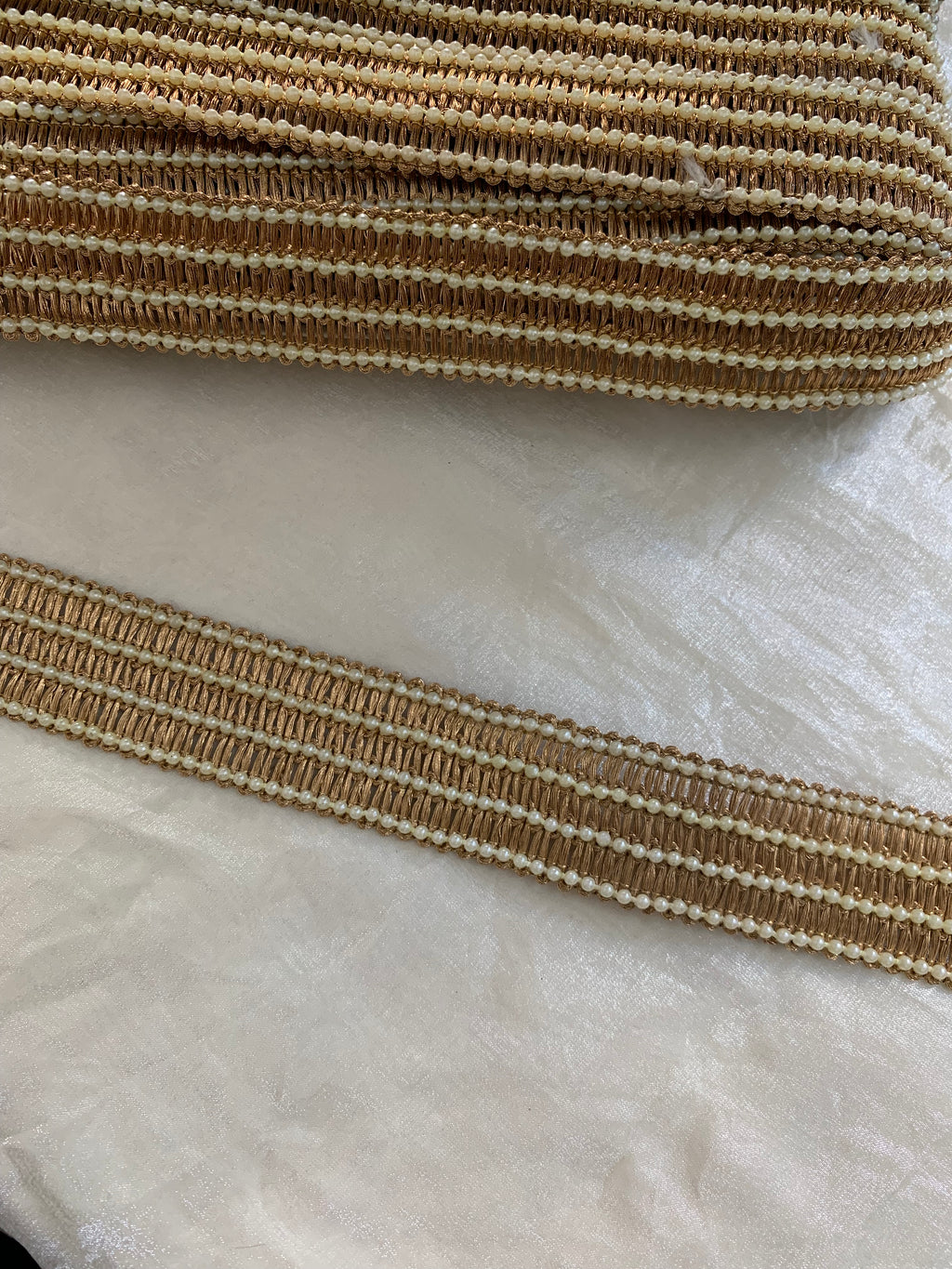 Golden Pearl Stripe Lace Patti