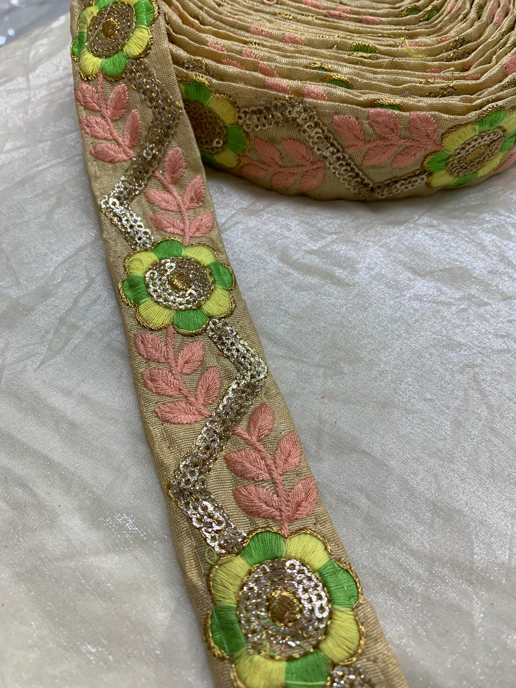 Boho Mirror-Effect Embroidered Border