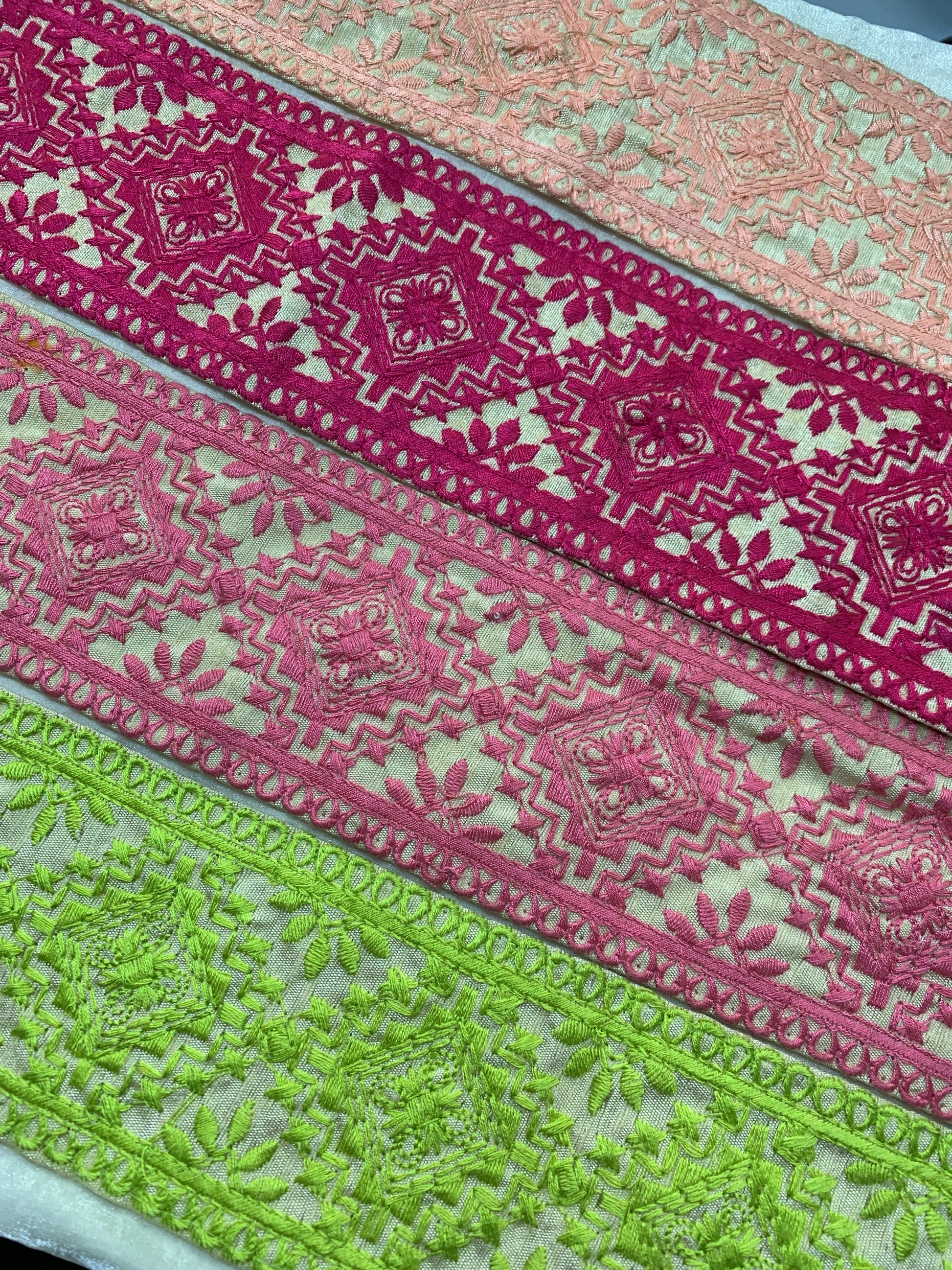 Geometric Jaal Thread Embroidery Lace