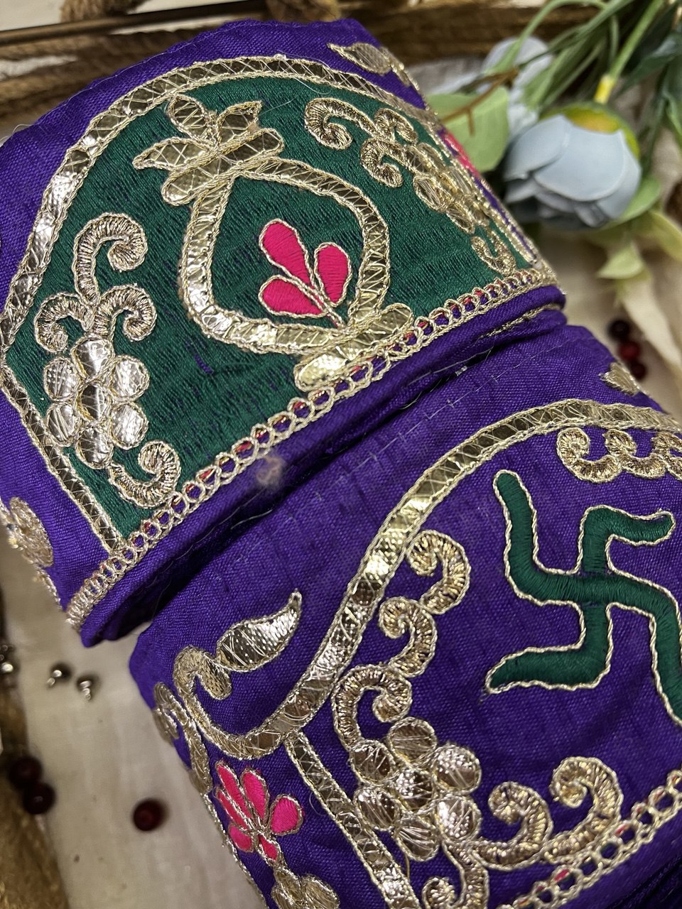 Floral Motif Trim Lace