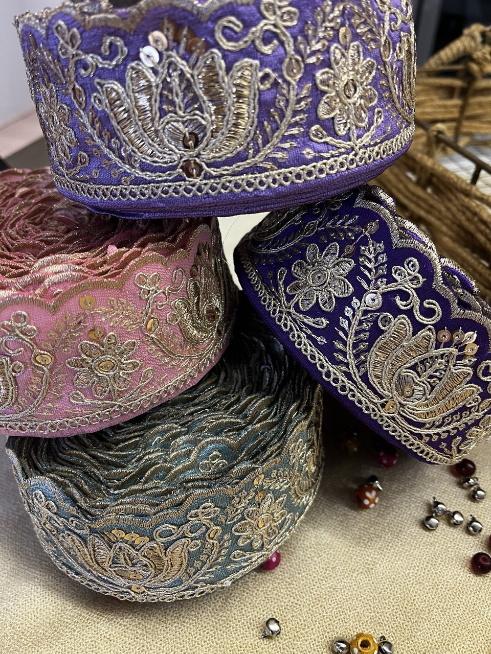 Royal Petal Border Lace